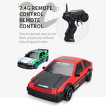 Brinquedo de carro de corrida elétrico de controlo remoto 4WD Drift em escala 1:24, SC24A01, SC24A02, SC24A03, SC24A04, SC24A05, SC24A06, SC24A07, SC24A08, SC24A09, SC24A10, SC24A11, SC24A12