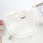 Babete de Renda para Recém-nascido com Laço, Toalhas para Saliva de Bebé
