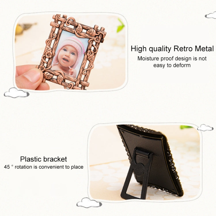 2 PCS Creative Metal Vintage Photo Frame, Fawn, Pumpkin, Fence, Butterfly Round, Paris, Heart Keychain, Square Keychain, Oval, Lace Square, Love Round, Butterfly Square, Lace Heart, Golden Square, Gray Square