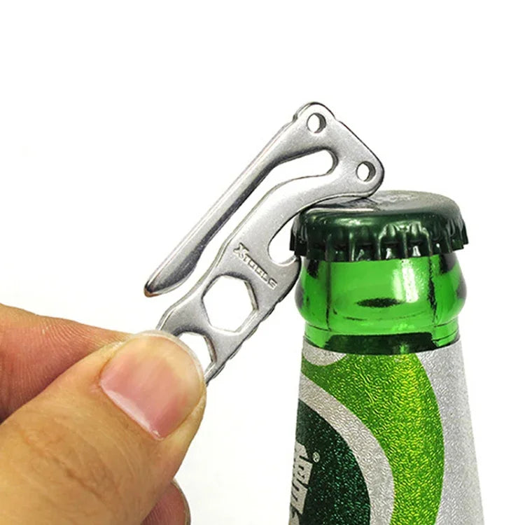 Porta-Chaves de Carbono de Bolso em Aço Inoxidável com Abridor de Garrafas, Ferramenta EDC para Camping e Desporto ao Ar Livre