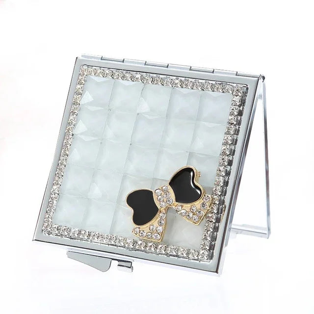Espelho Cosmético Mini Dobrável com Diamantes Feito à Mão, Espelho Portátil Dupla Face com Laço de Pedra