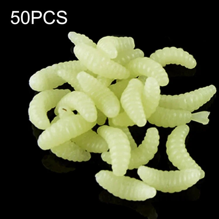 HENGJIA SO106 50 Peças de Isco Macio em Forma de Minhoca de Pão Simulado de 20mm, Isco Macio em Forma de Crescente para Peixe Cavalo, Equipamento de Pesca