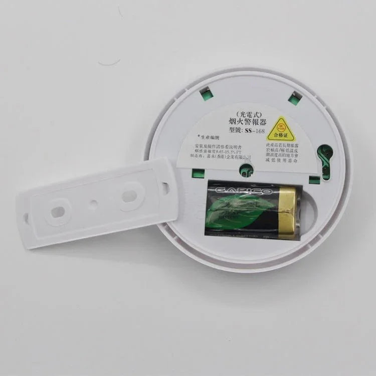 SS - 168 First Alert Battery - Operated Fire Smoke Alarm Detector - Trustpick